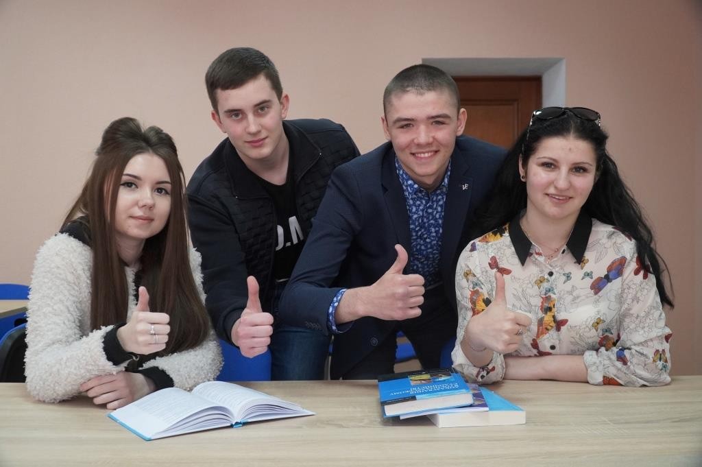 Курсанти та студенти й креативне майбутнє - ДонДУВС